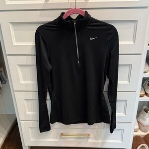 Nike Black Women's Long-Sleeve Quarter Zip Training Top